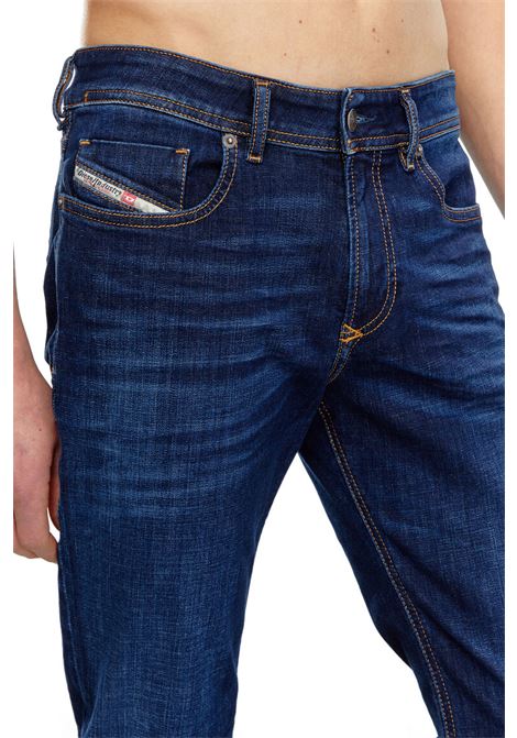 Jeans 1979 trencher (32 cm.). DIESEL |  | A03595-09J17 32CM01